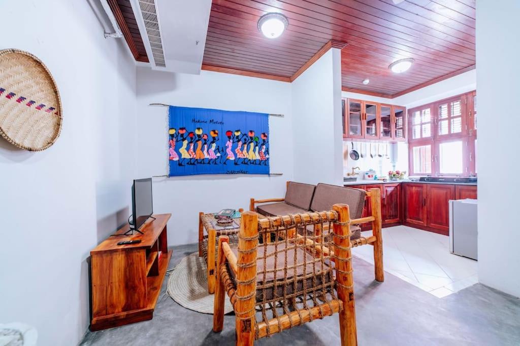 Apartamento Roots At Train's House *